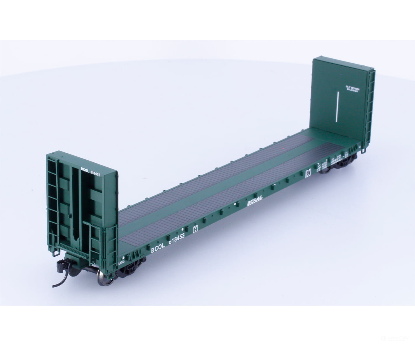 Walthers 932-40055 HO 50’ Bulkhead Flat Car British Columbia Railway (BCOL) 818453 - Freight Cars