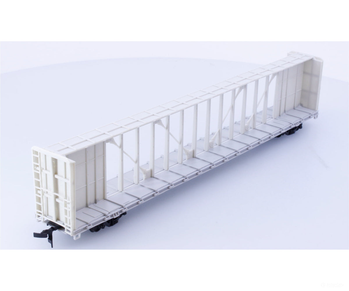 Walthers 932-4100 HO 72’ Center Beam Flat Car Undecorated - Freight Cars