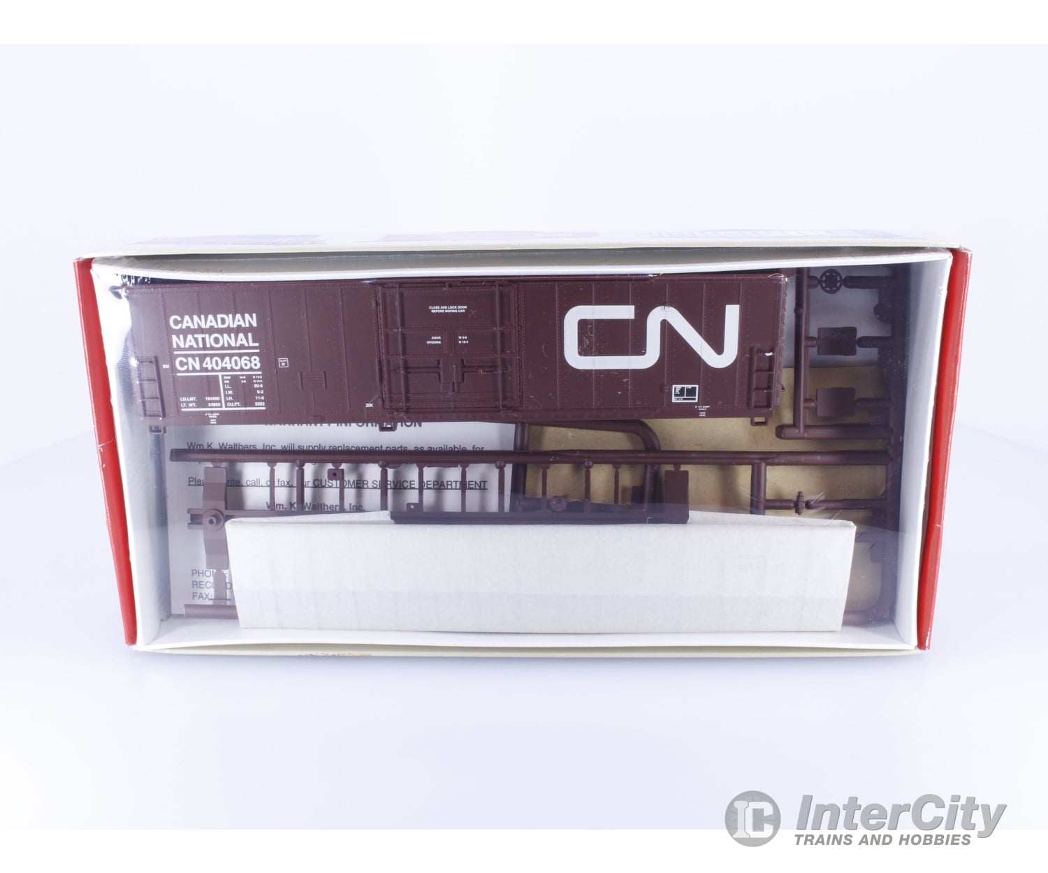 Walthers 932-4766 HO 50’ FGE Insulated Boxcar Kit Canadian National (CN) 404068 Freight Cars