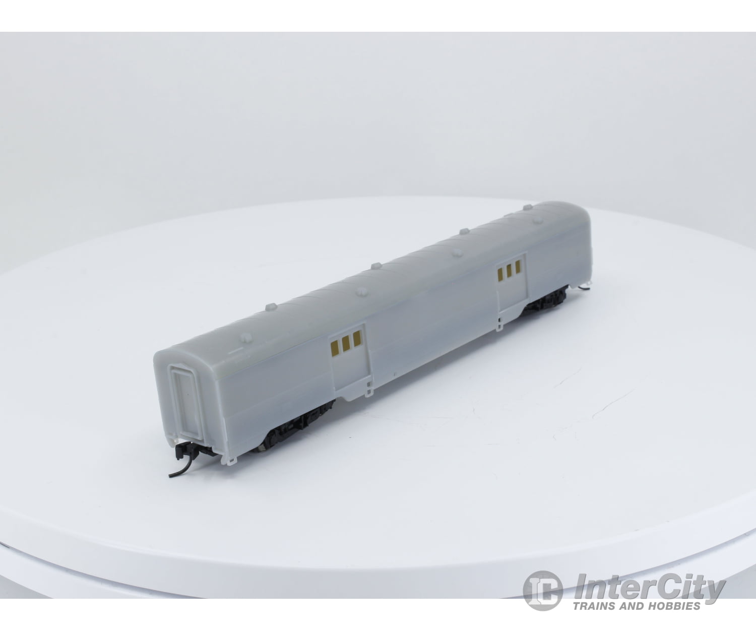 Walthers 932-55090 N Ps 72 Baggage Car Undecorated (1) Passenger Cars