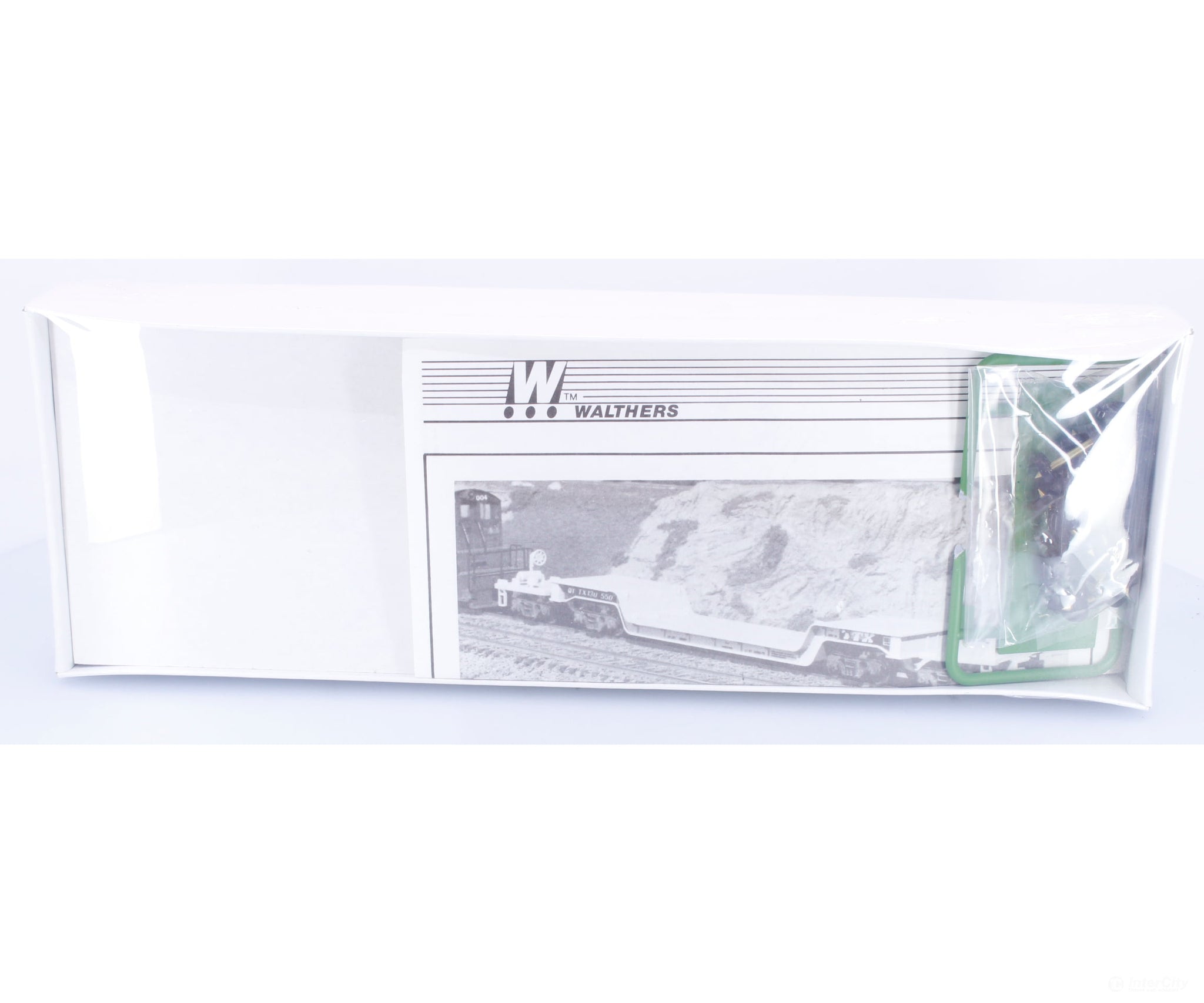 Walthers 932-5632 HO 75’ Depressed Center 4 Truck Flat Car Burlington Northern (BN) 631021 - Freight Cars