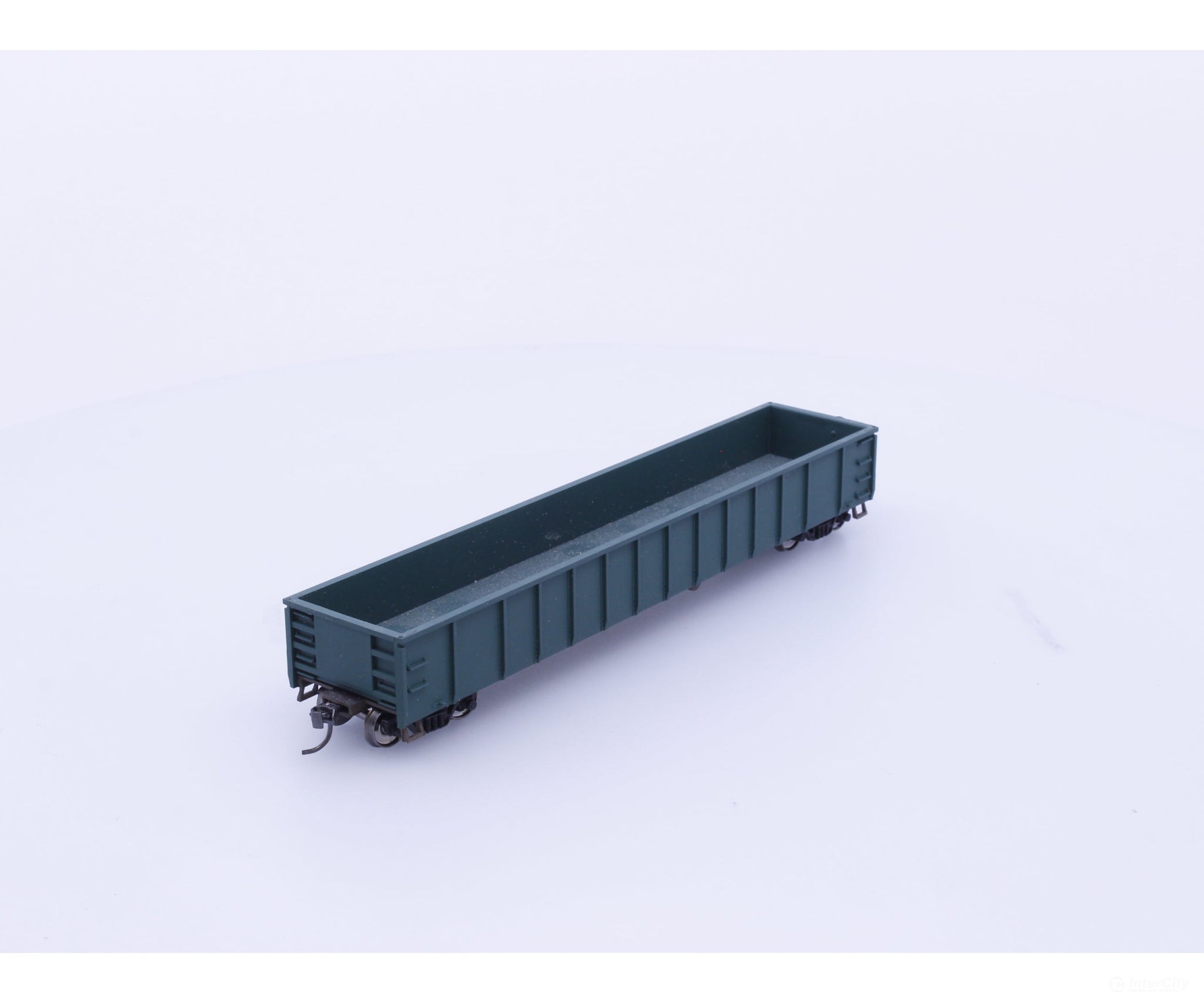 Walthers 932-5900 HO 53’ Smooth Side Thrall Gondola Undecorated - Freight Cars