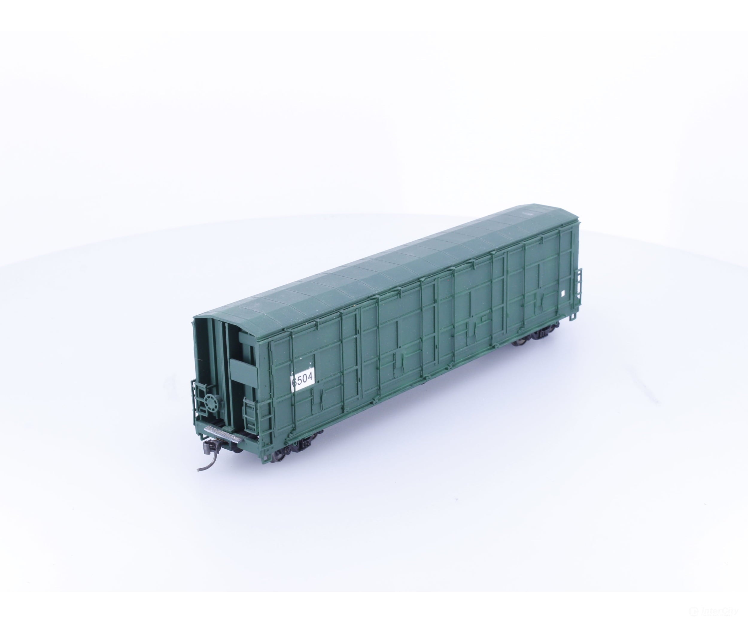 Walthers 932-7000 HO Thrall Door Boxcar Undecorated 6504 - Freight Cars
