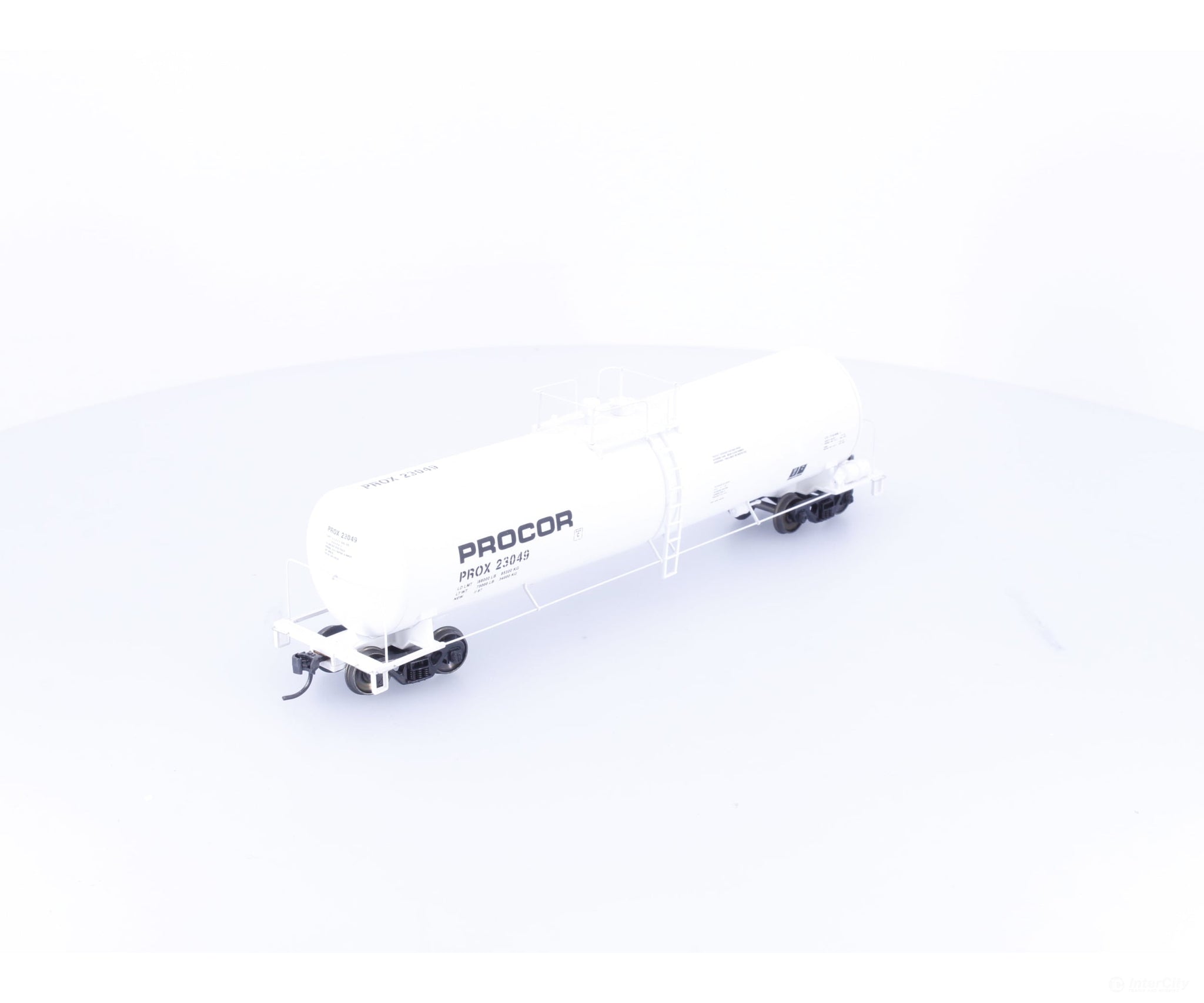 Walthers 932-7258 HO UTLX 23000 Gallon Funnel Flow Tank Car Procor Leasing (PROX) 23049 - Freight Cars