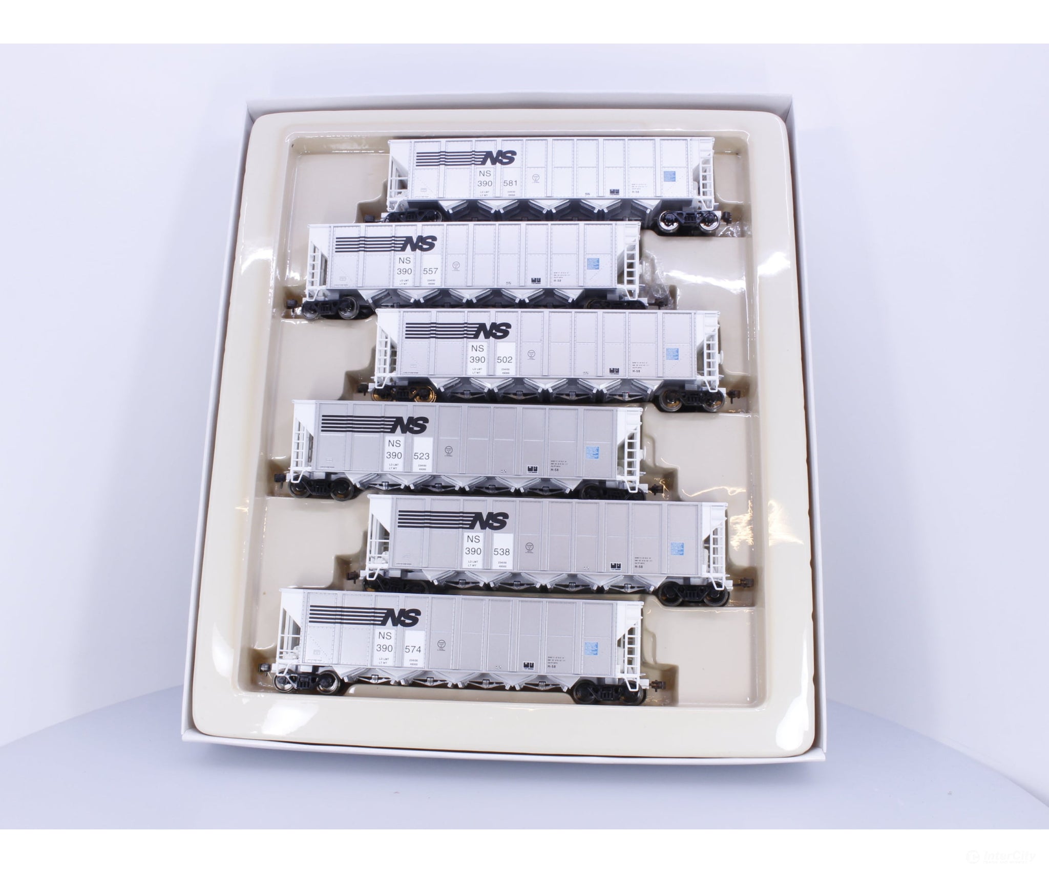 Walthers 932-7823 HO RD4 Coal Hopper 6 Pack #4 Norfolk Southern (NS) 390581 390557 390502 390523 390538 390574