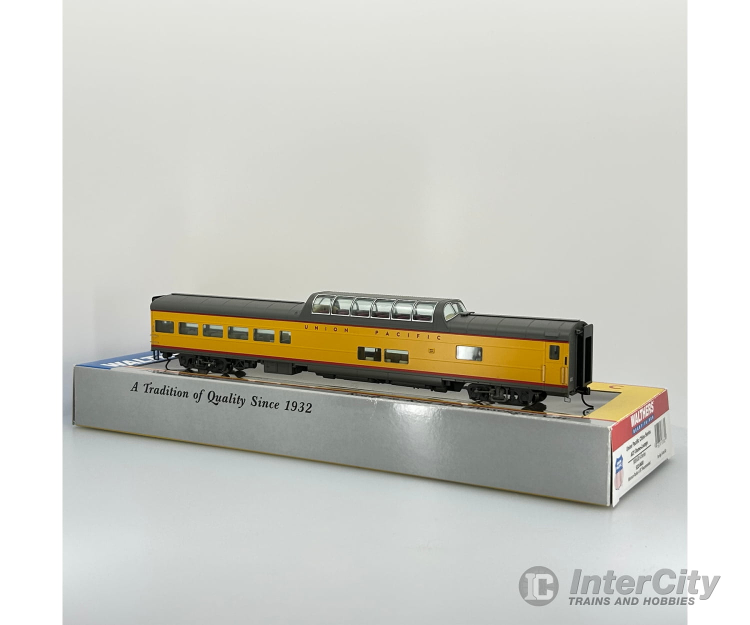 Walthers 932-9600 Ho Acf Dome-Lounge Cities Series 9000-9014 Union Pacific Passenger Cars
