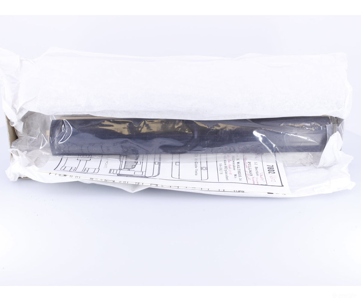 Walthers 933-6602 HO 80’ Pullman 12 Section Passenger Coach Kit Undecorated - Passenger Cars