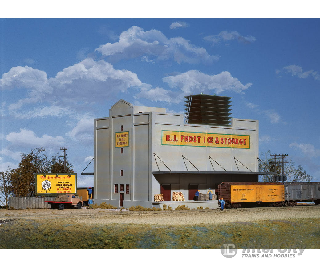 Walthers Cornerstone 3020 Rj Frost Ice & Storage -- Kit - 11 X 11’ 28 28Cm Structures