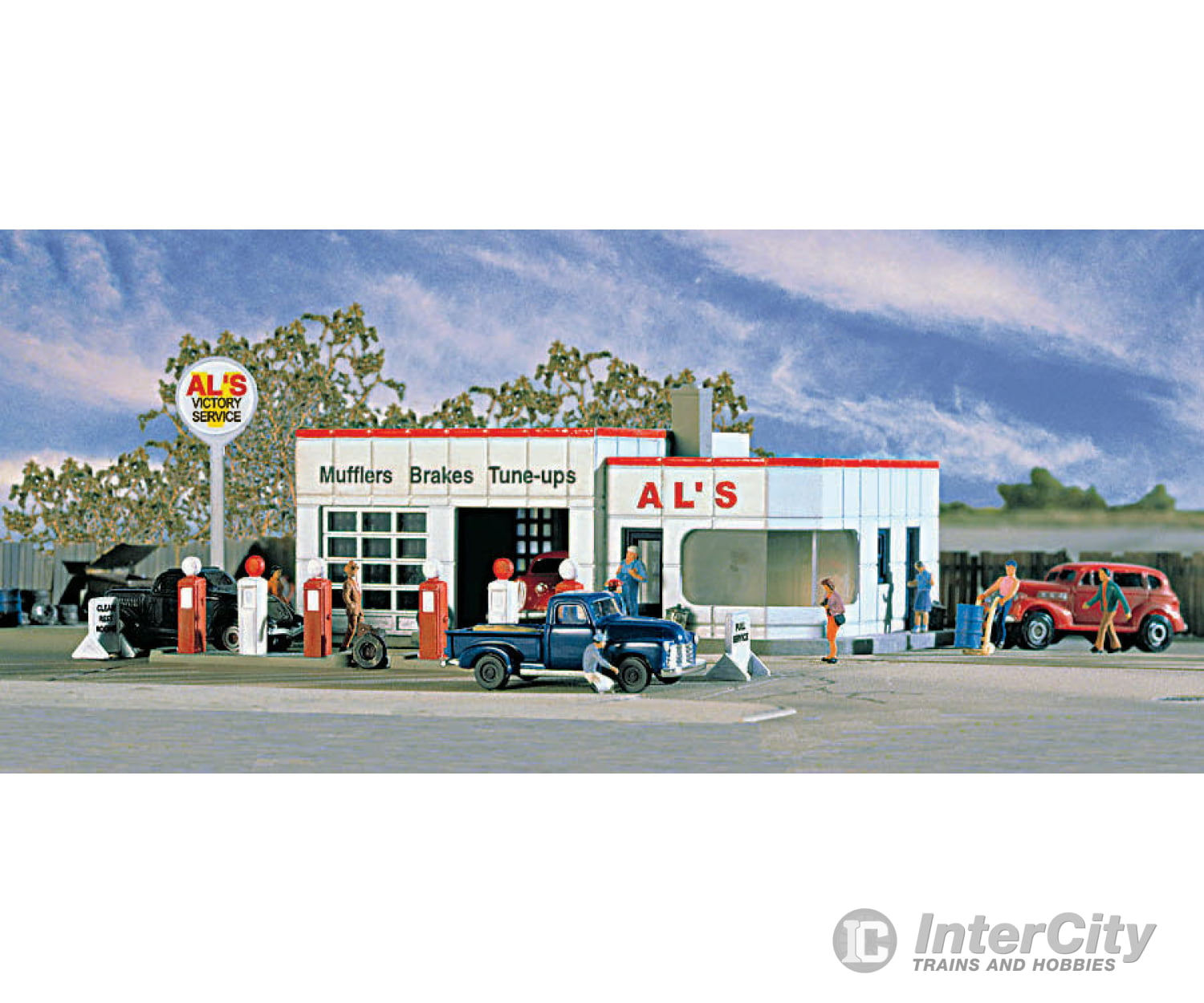 Walthers Cornerstone 3243 Al’s Victory Service Gas Station -- Kit - 3-1/4 X 2-1/4’ 8.1 5.6Cm