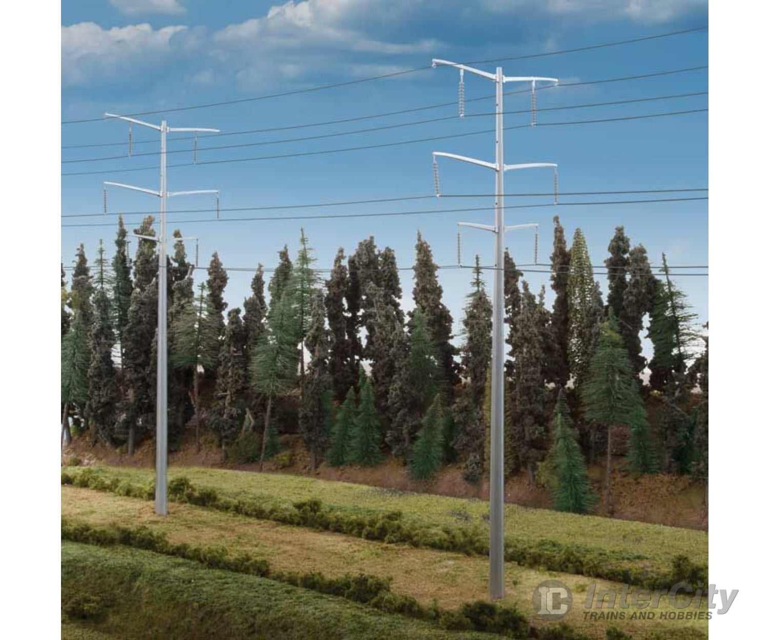 Walthers Cornerstone 3343 Modern High Voltage Transmission Towers - Kit -- Each Pole Stands