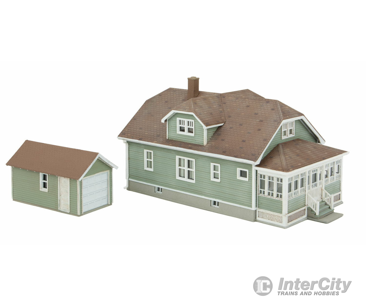 Walthers Cornerstone 3791 Updated American Bungalow With Single-Car Garage -- Kit - House Measures: