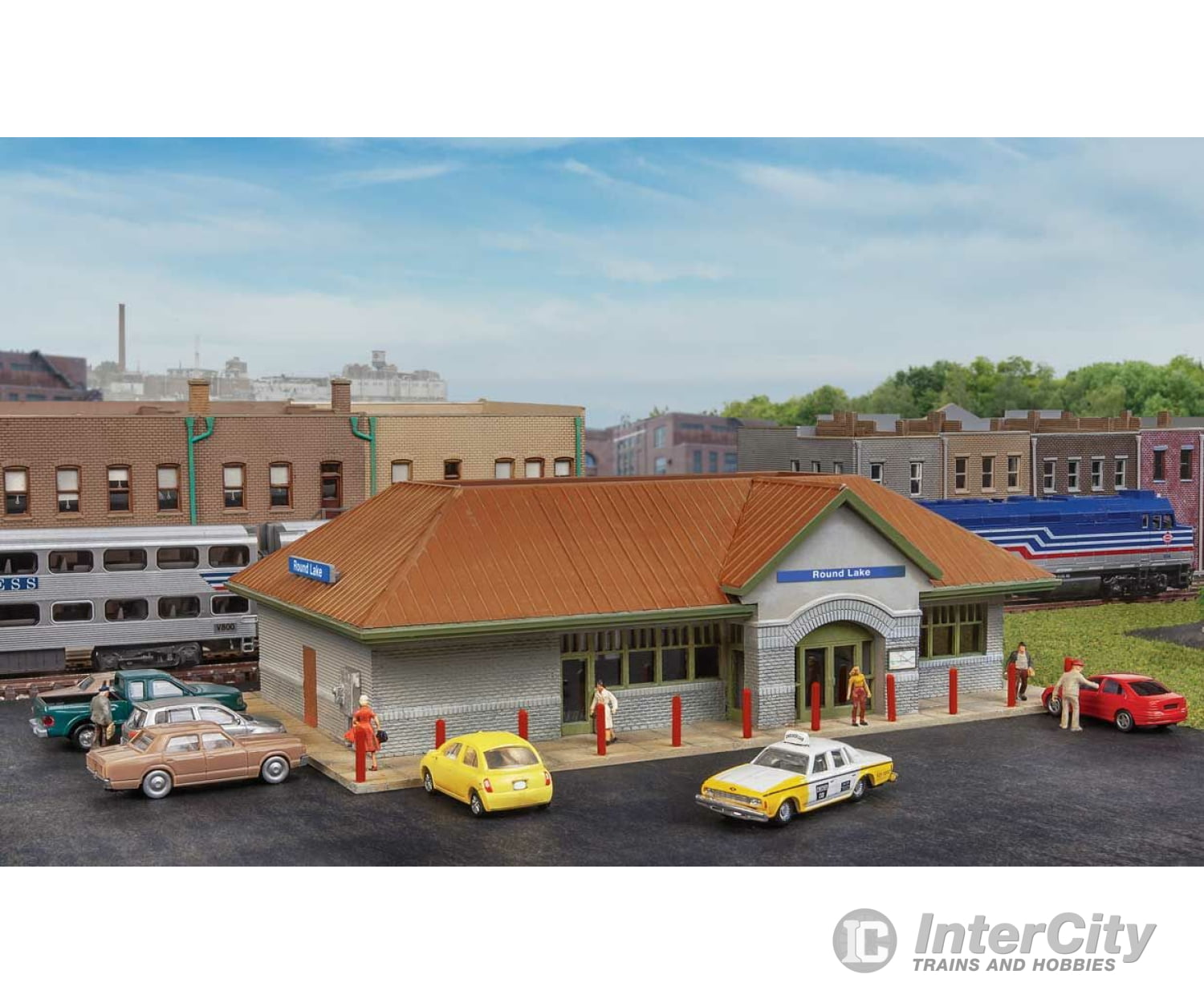 Walthers Cornerstone 3887 Modern Suburban Station -- Kit - 5-3/4 X 3-5/8 1-3/4’ 14.6 9.2 4.4Cm