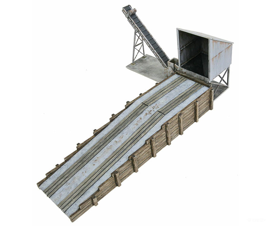 Walthers Cornerstone 4058 Truck Dump -- Kit Structures