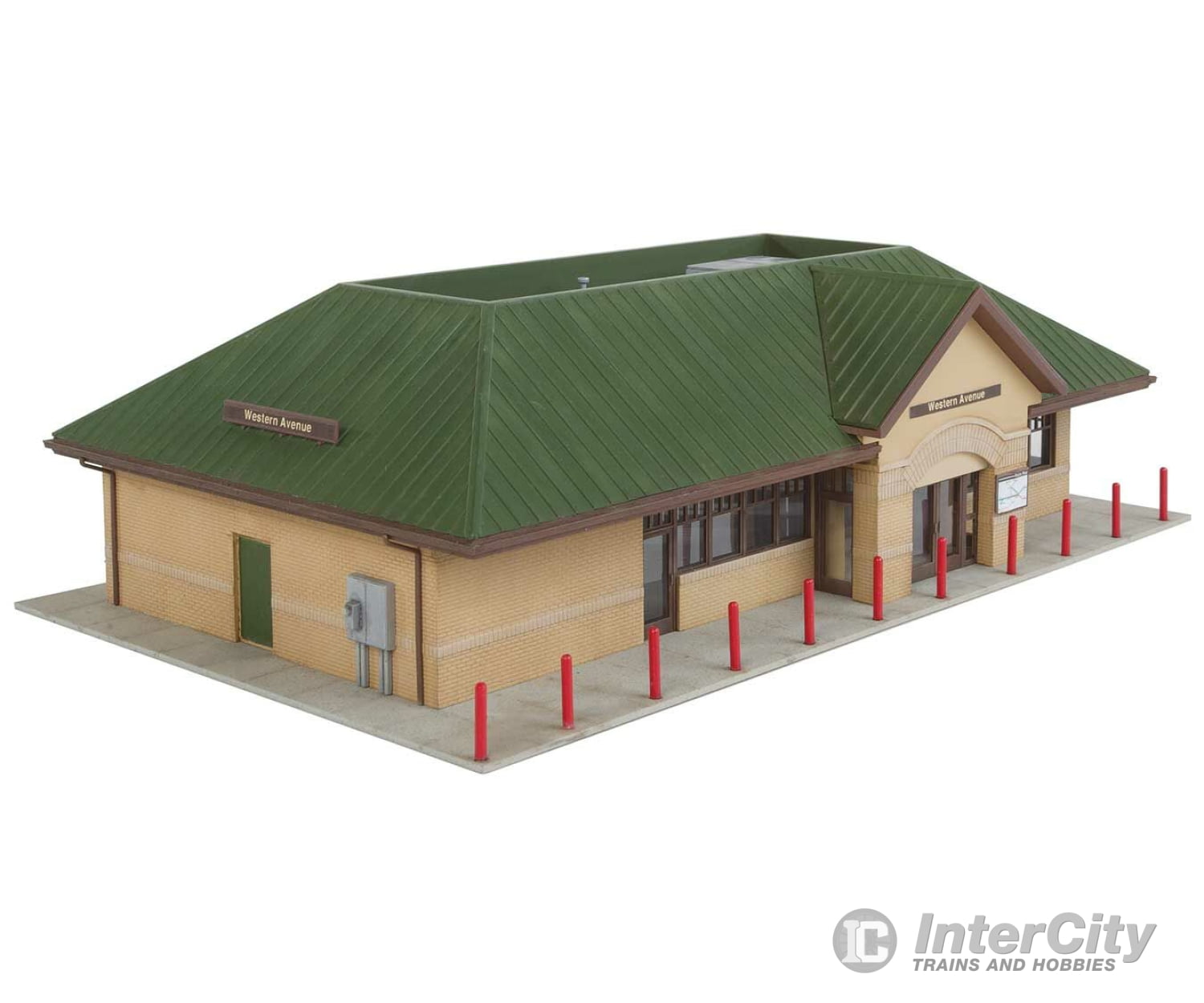 Walthers Cornerstone 4095 Modern Suburban Station -- Kit - 10-7/16 X 6-1/2 3-1/8’ 26.5 16.5 7.9Cm