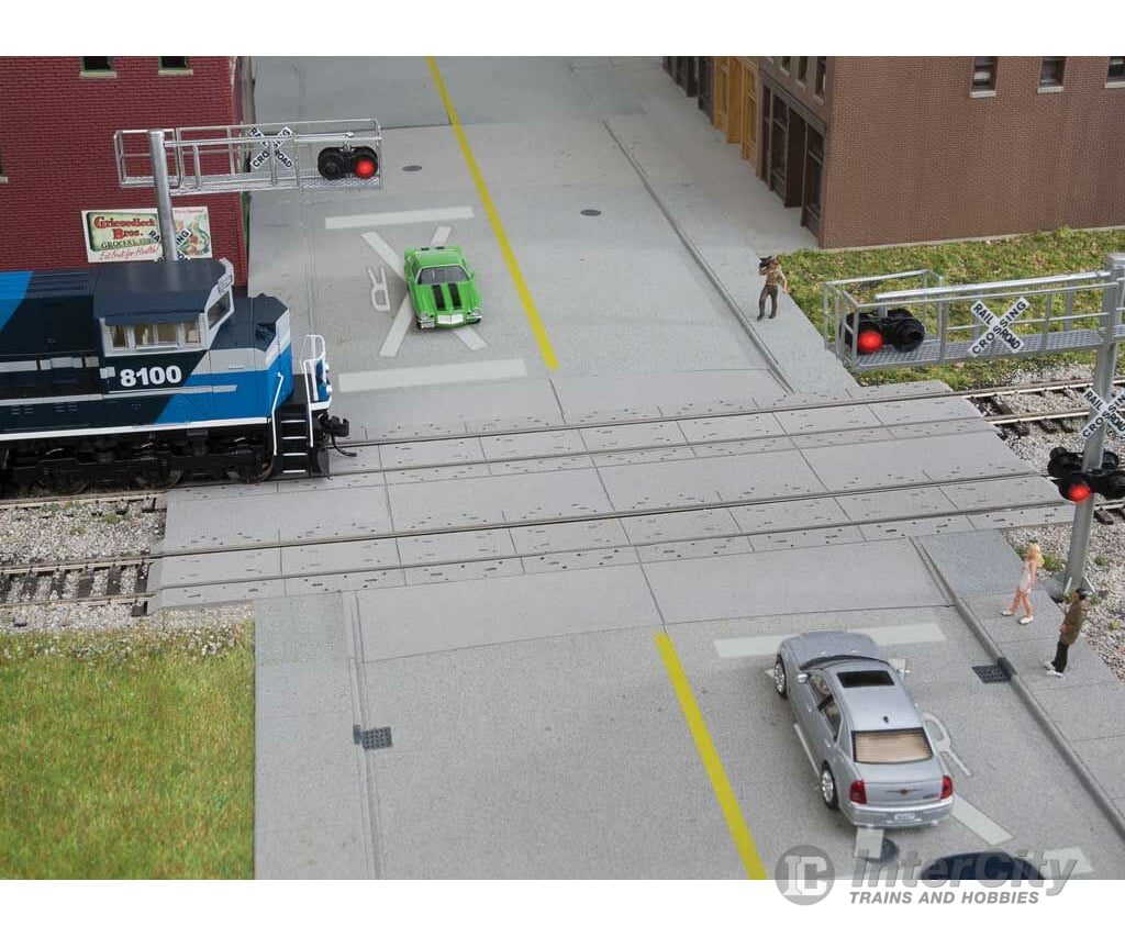 Walthers Cornerstone 4121 Modern Concrete Grade Crossing - - Kit Scenery Details