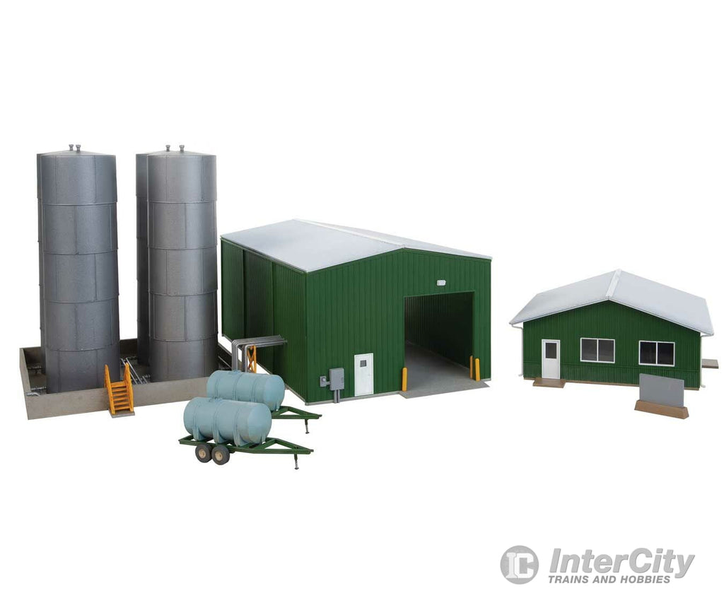 Walthers Cornerstone 4128 Fertilizer Distributor -- Kit Structures