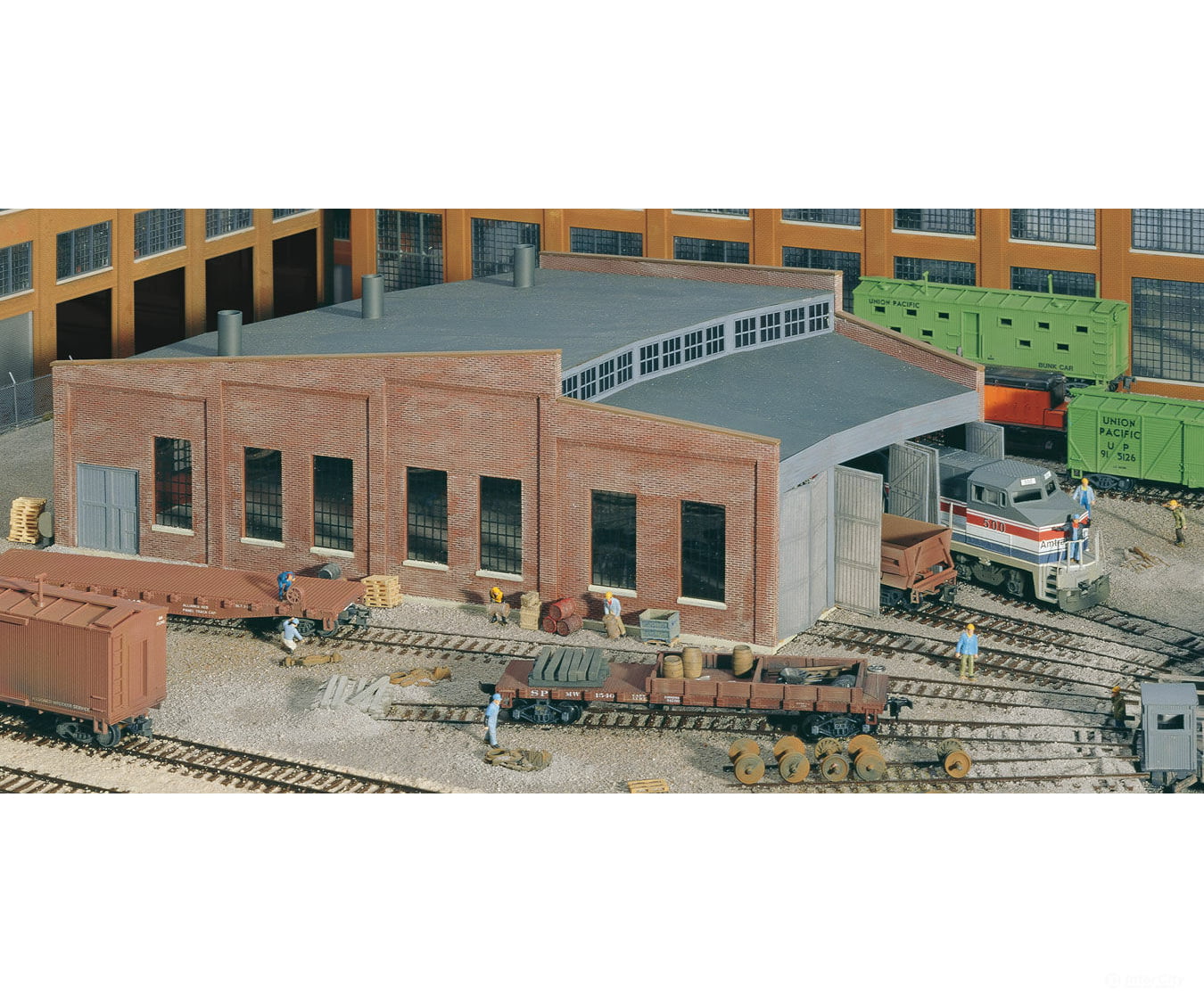 Walthers Cornerstone Ho 3041 Three-Stall Roundhouse -- Kit - 14 X 14-1/4 4-11/16 35.6 36.2 11.9Cm