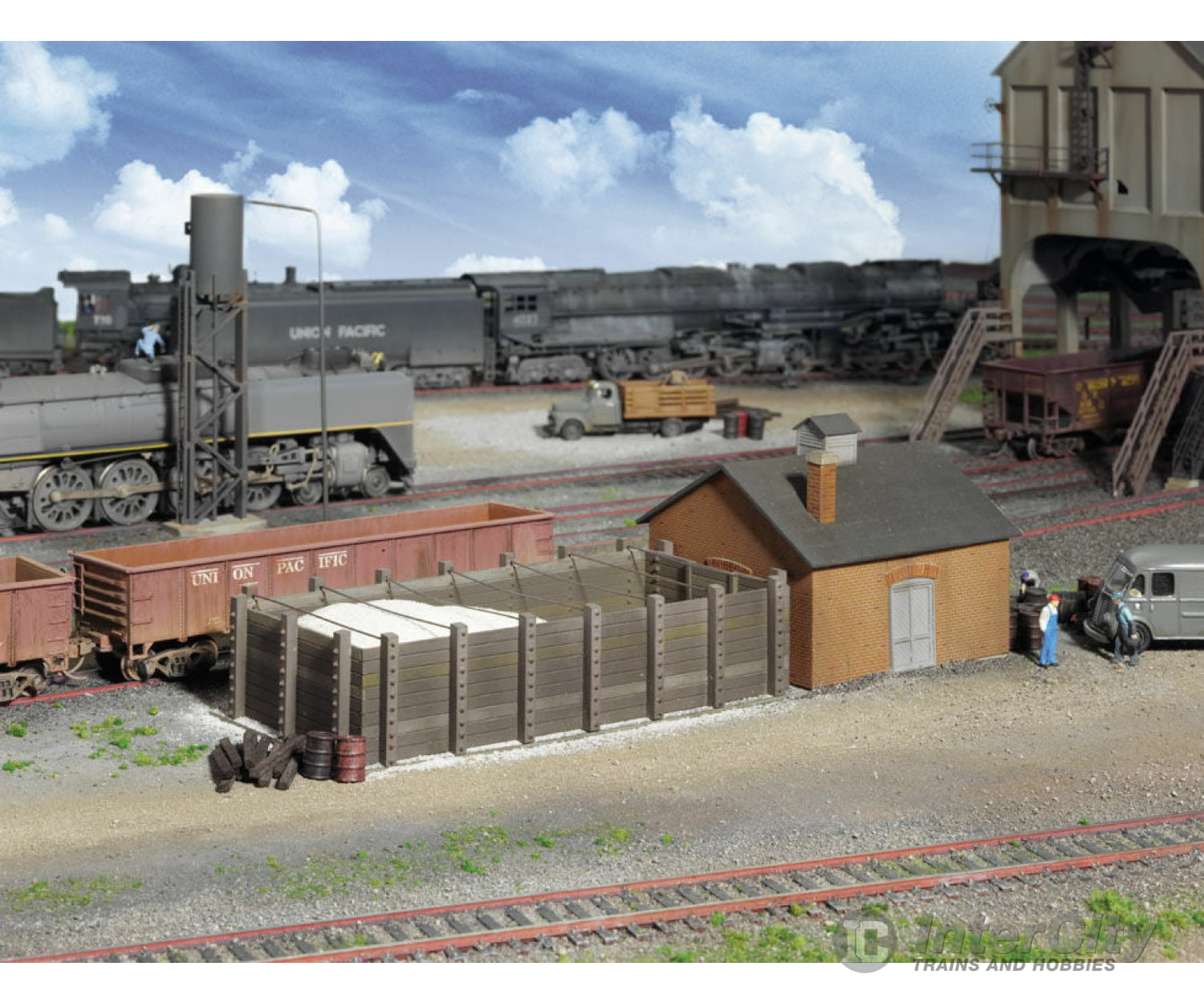 Walthers Cornerstone Ho 3182 Sanding Towers & Drying House -- Kit Structures