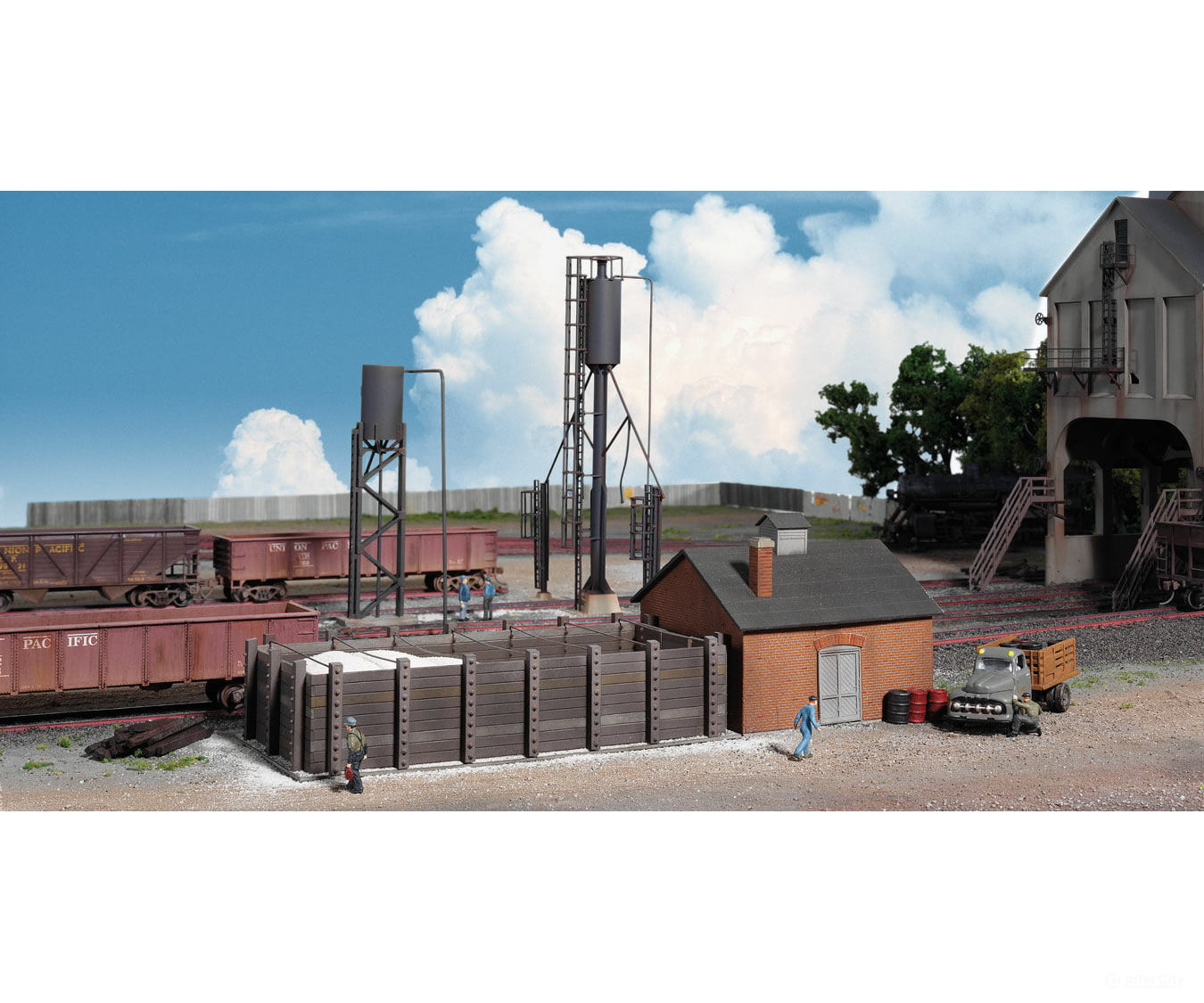 Walthers Cornerstone Ho 3182 Sanding Towers & Drying House -- Kit Structures
