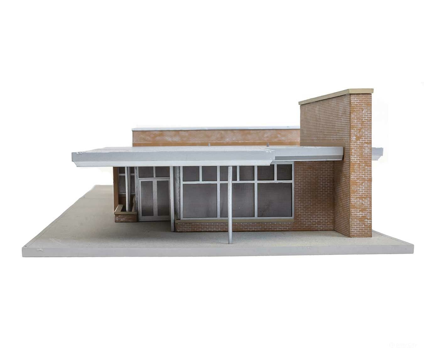Walthers Cornerstone Ho 4064 Modern Brick Santa Fe Station -- Kit - 21-13/16 X 8-1/16 3 55.5 20.4