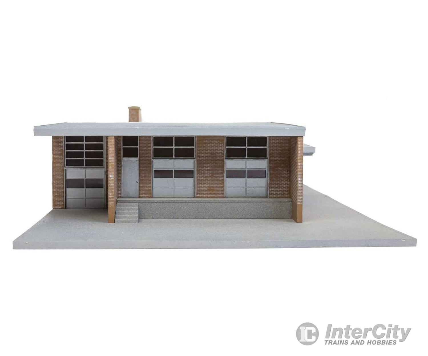 Walthers Cornerstone Ho 4064 Modern Brick Santa Fe Station -- Kit - 21-13/16 X 8-1/16 3 55.5 20.4