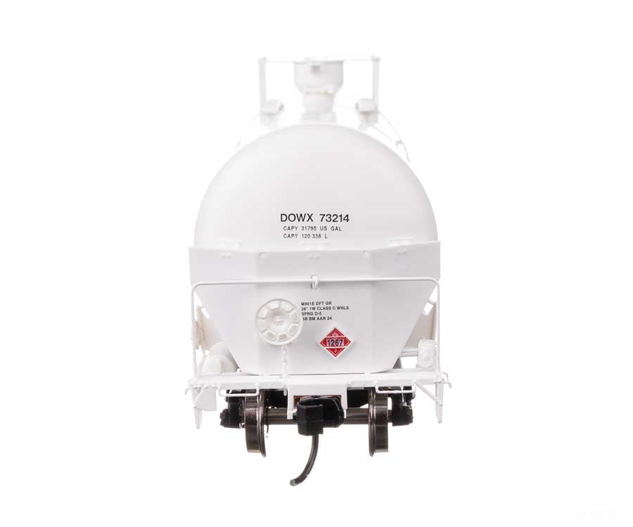 Walthers HO 100767 55’ Trinity Modified 30,145-Gallon Tank Car - Dow Chemical DOWX #73214 - Freight Cars