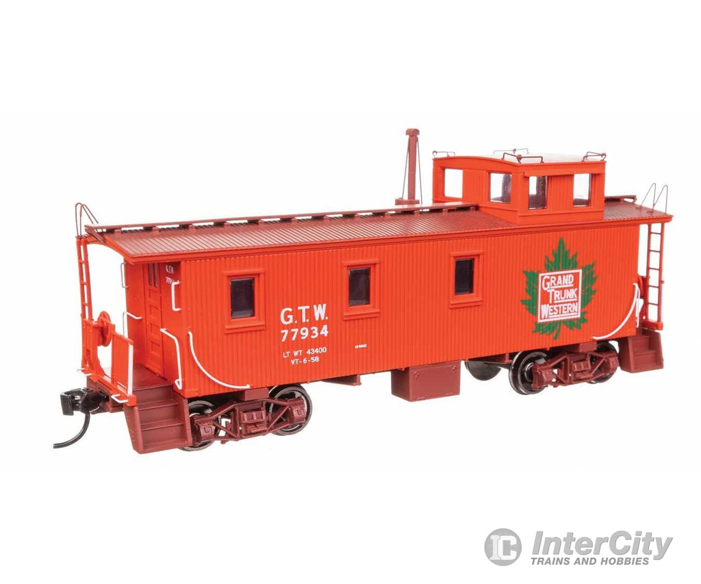 Walthers HO 103261 30’ GTW Style Wood Caboose with Offset Coupola - Ready To Run - Grand Trunk Western (Early) #77934