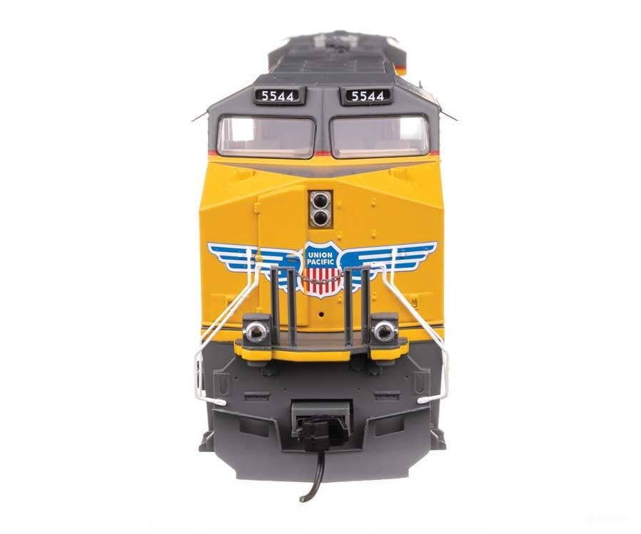 Walthers HO 20233 GE ES44AC Evolution Series GEVO - ESU Sound & DCC - Union Pacific(R) #5544 Locomotives