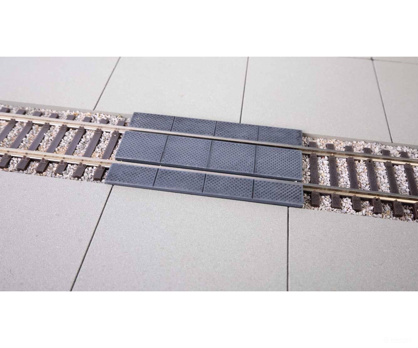 Walthers HO 4186 Transload Pavement - Transload Facility - Kit Structures
