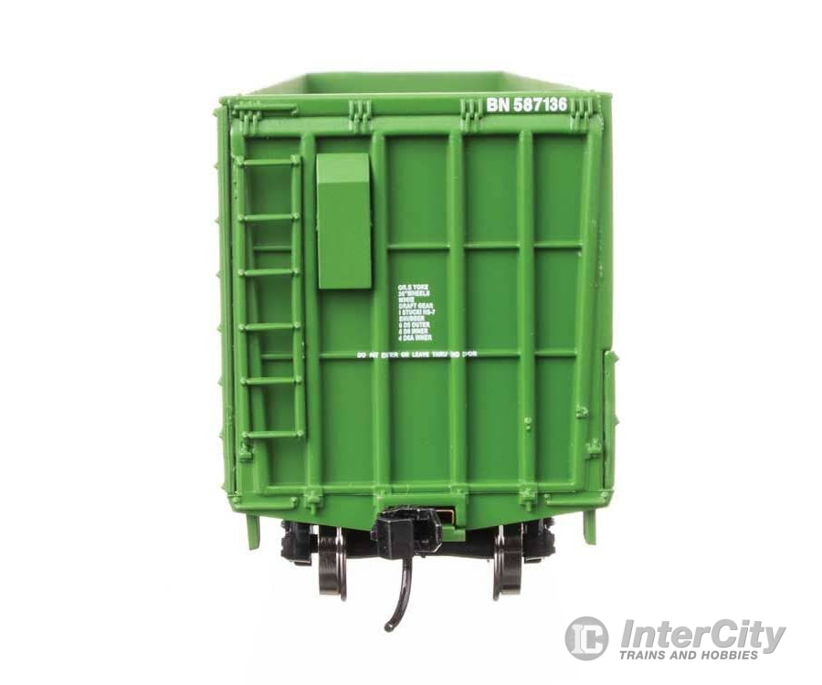 Walthers HO 6105 61’ Wood Chip Gondola - Ready To Run - Burlington Northern #587136 Freight Cars