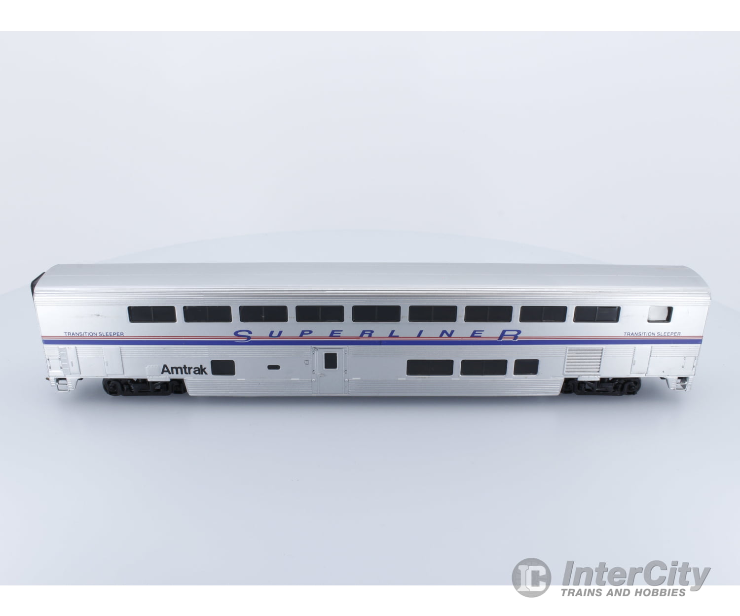 Walthers Ho Amtrak Superliner 2 Transition Sleepers Coach Passenger Cars