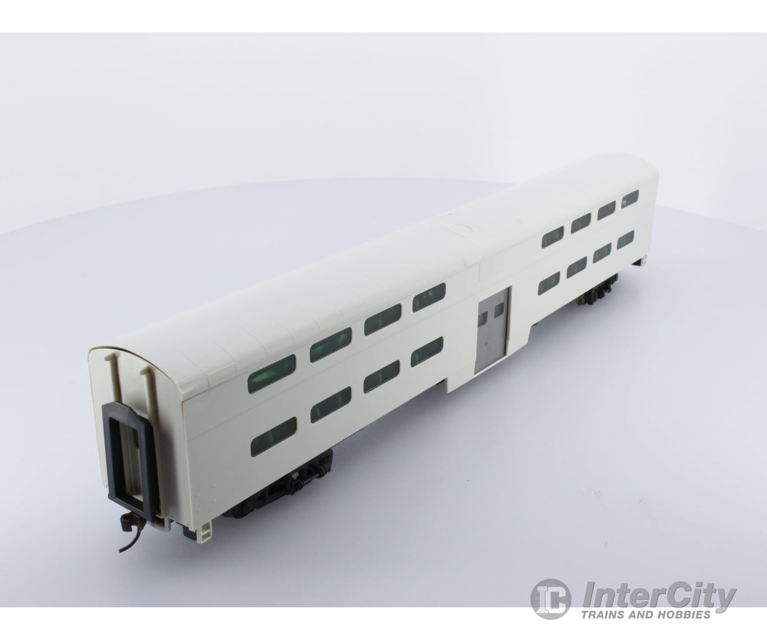 Walthers Ho 932-6250 Ps Dd Commuter Coach Undecorated Passenger Cars