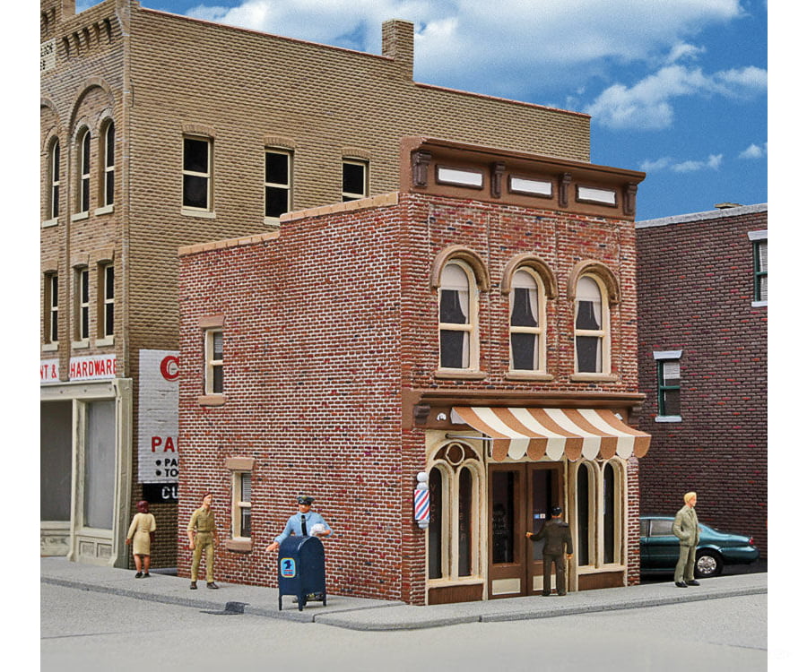 Walthers Cornerstone 3471 Vic’s Barber Shop -- Kit - 2-1/2 X 3-1/2 3-3/8’ 6.4 8.9 8.6Cm Structures