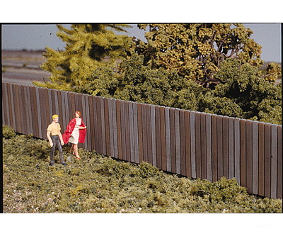 Walthers Cornerstone 3521 Wood Fence - Kit -- 15’ 37.5Cm Sections Total Length: 45’ 113Cm