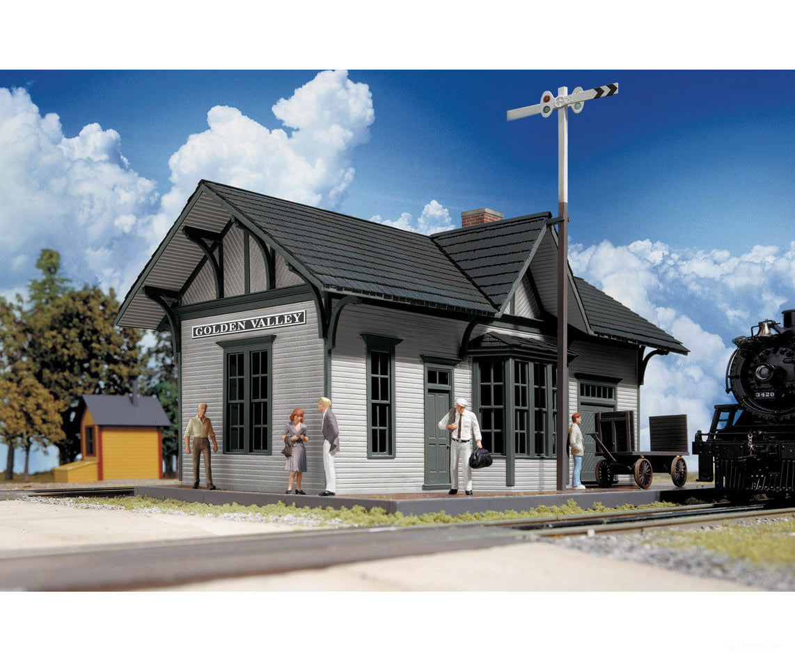 Walthers Cornerstone 3532 Golden Valley Depot -- Kit - 6-1/2 X 3-3/8 4’ 16.2 8.4 10Cm Structures