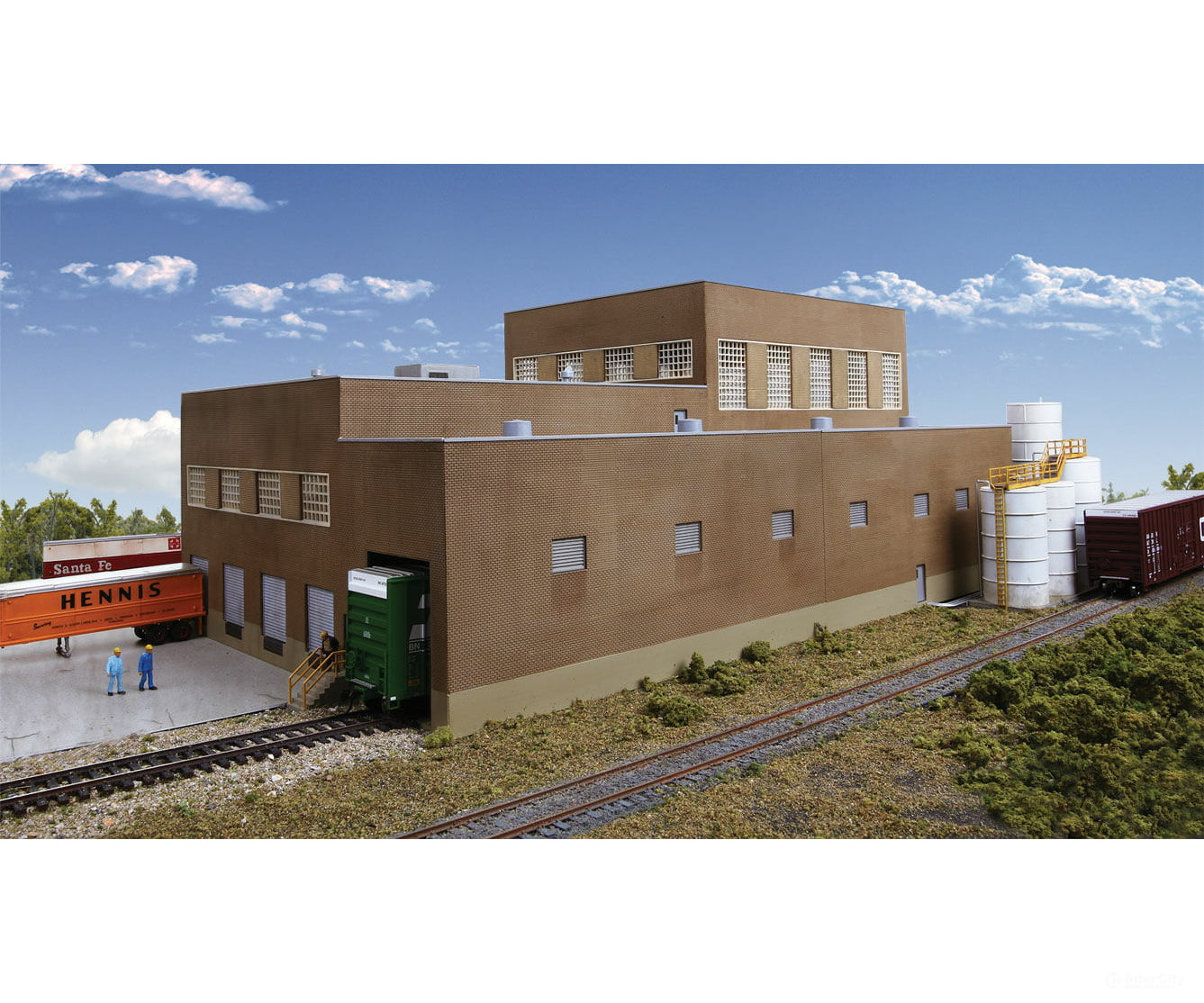 Walthers Cornerstone 3902 Paper Mill - Superior -- Kit 20-3/4 X 11-3/4 8-3/4’ 52.7 29.8 22.2Cm