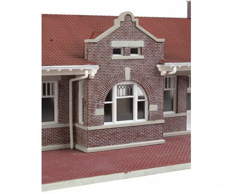 Walthers Cornerstone 4055 Brick Mission-Style Santa Fe Depot -- Kit - 11-5/16 X 6-7/16 3-3/4’