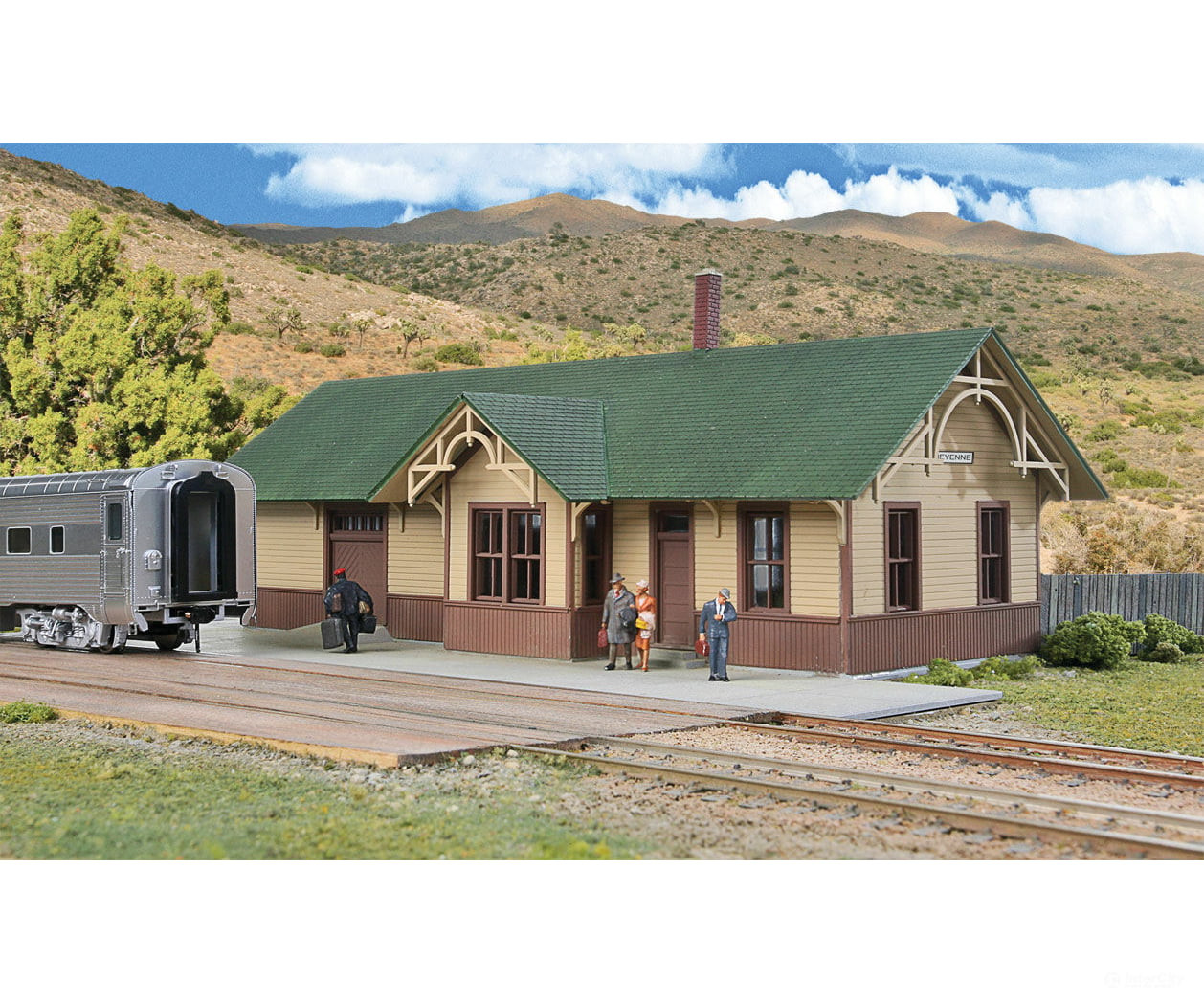 Walthers Cornerstone 4057 Union Pacific(R)-Style Depot -- Kit - 11-3/4 X 5-5/8 4’ 29.8 14.2