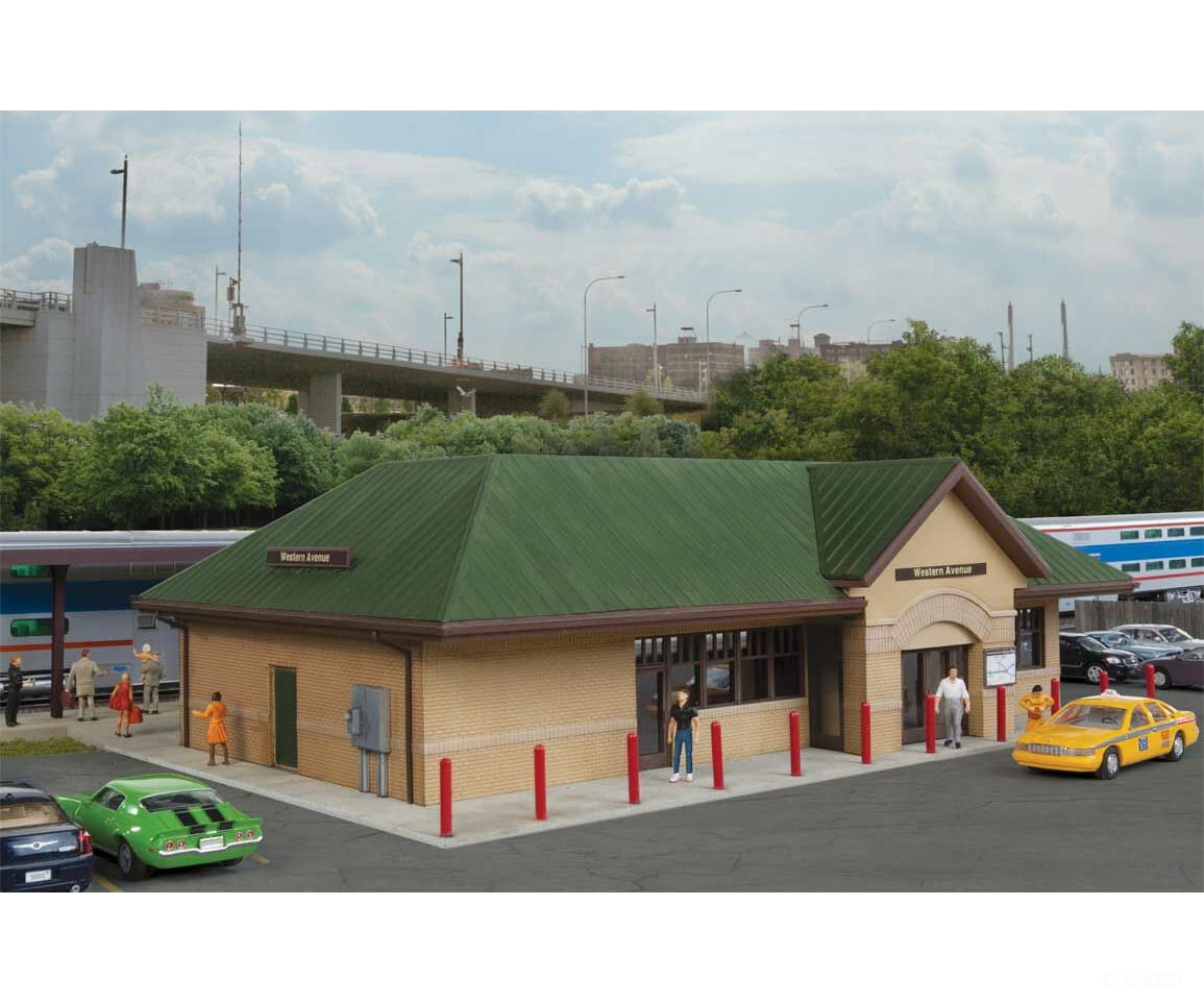 Walthers Cornerstone 4095 Modern Suburban Station -- Kit - 10-7/16 X 6-1/2 3-1/8’ 26.5 16.5 7.9Cm