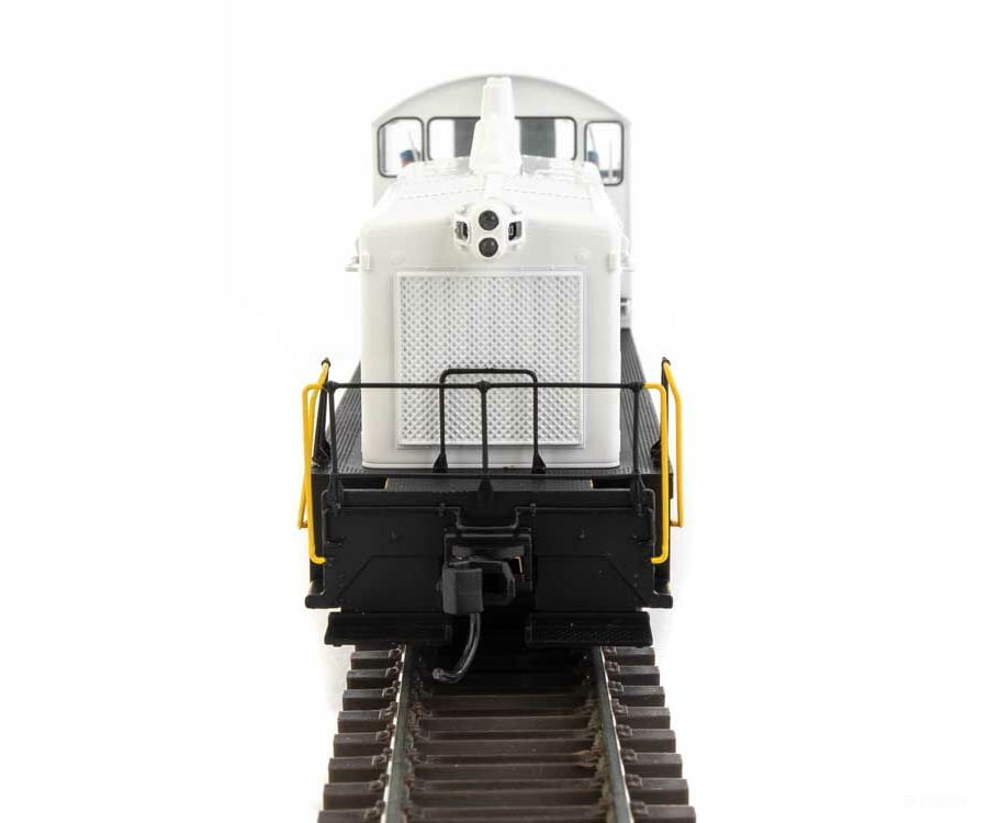 Walthers Mainline 20670 Emd Sw7 - Esu Sound & Dcc -- Kansas City Southern #4303 (Phase Ii; White Red