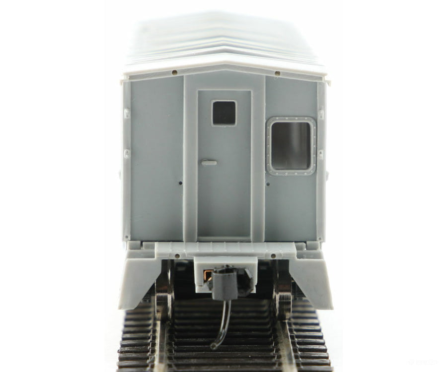 Walthers Mainline 8650 International Bay Window Caboose - Kit -- Undecorated Freight Cars