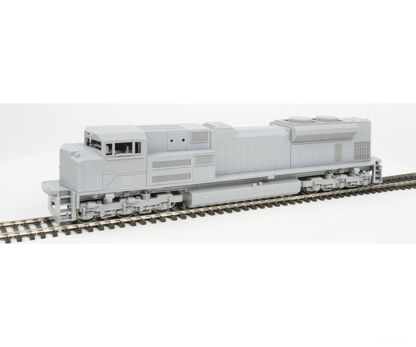 Walthers Mainline 9800 Emd Sd70Ace - Standard Dc -- Undecorated (Low Headlight) Locomotives