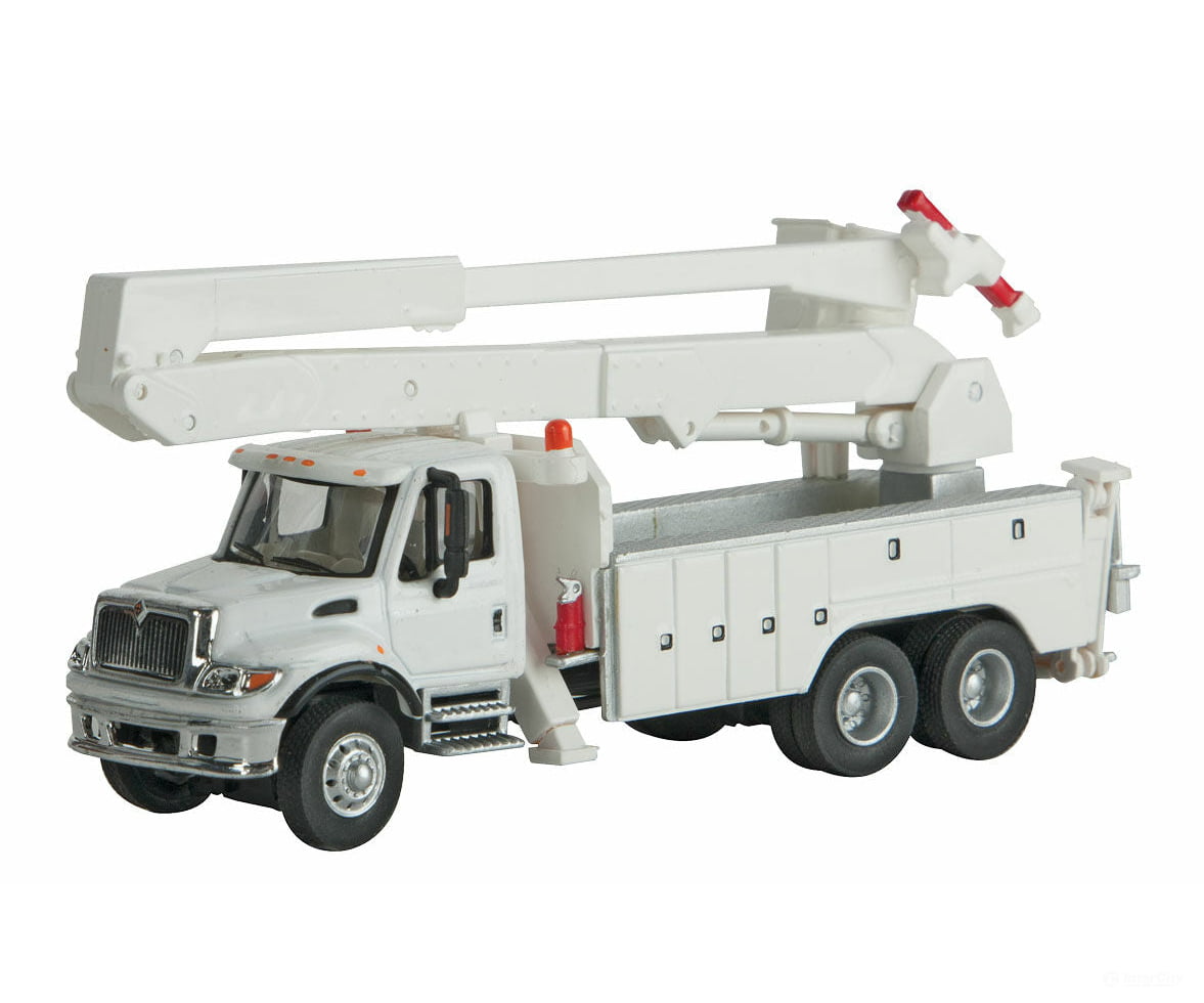 Walthers Scenemaster 11753 International(R) 7600 Utility Truck W/Bucket Lift - Assembled -- White