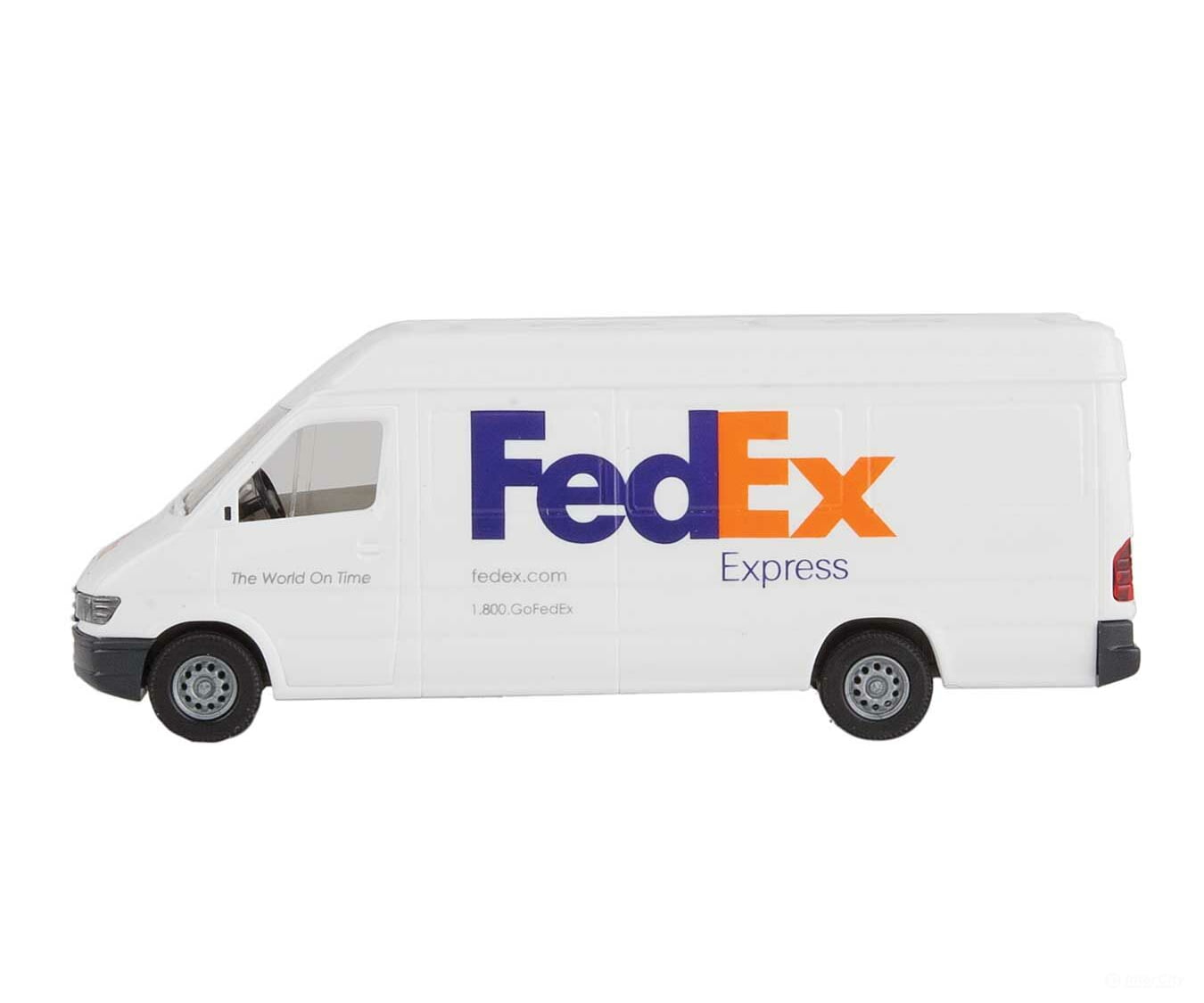 Walthers Scenemaster 12203 Delivery Van - Assembled -- Fedex Express (White Purple Orange) Cars &