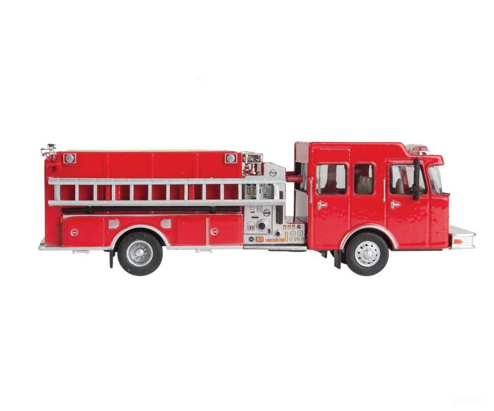 Walthers Scenemaster 13800 Heavy-Duty Fire Engine - Assembled -- Red Cars & Trucks
