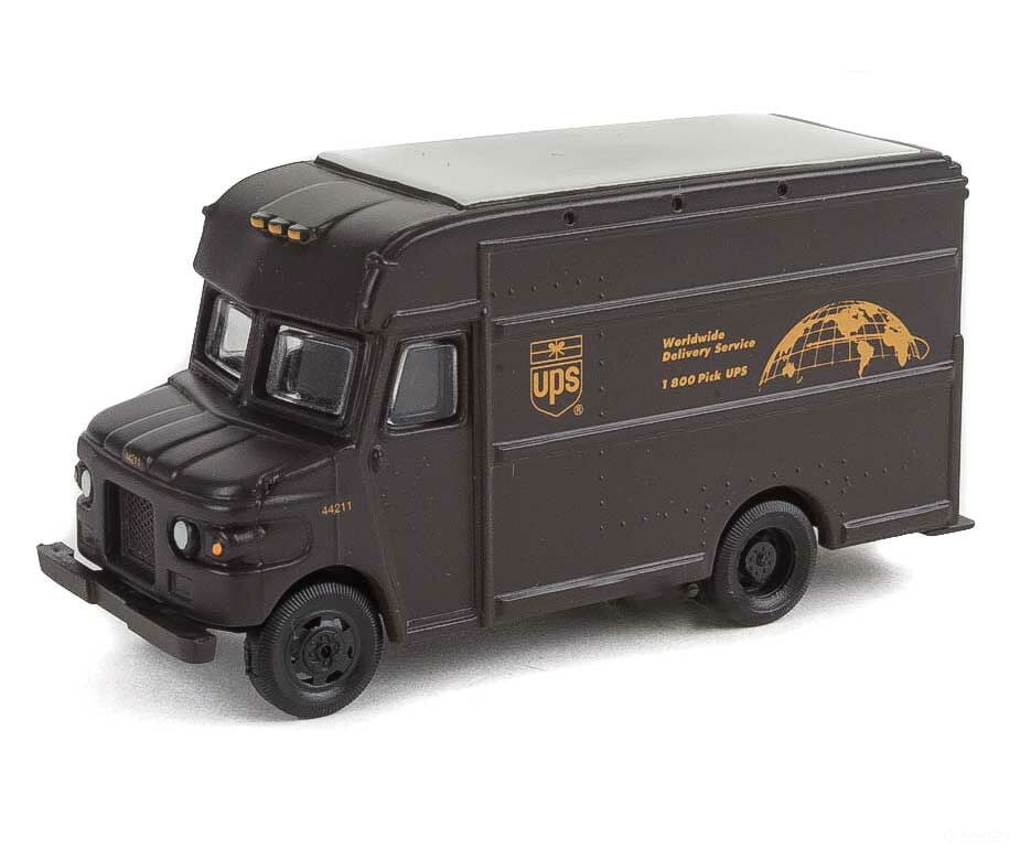 Walthers Scenemaster 14000 Ups Package Car -- United Parcel Service Bow Tie Shield Logo Cars &