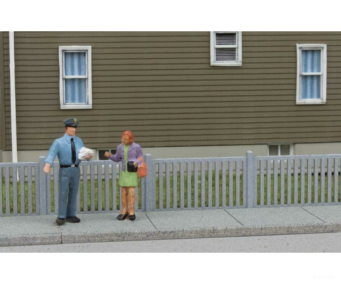 Walthers Scenemaster 4181 Metal Fence -- Kit - 48-7/8’ 124.2Cm Total Length Scenery Details