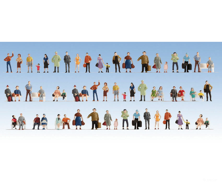 Walthers Scenemaster 6042 Passengers On The Platform Pkg(60) Figures