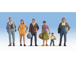 Walthers Scenemaster 6056 Pedestrians Pkg(6) -- Set #2 Figures