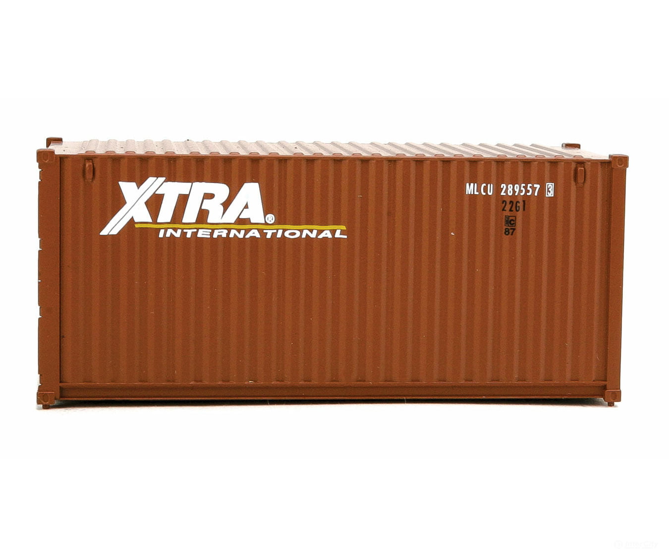 Walthers Scenemaster 8067 20’ Corrugated Container - Assembled -- Xtra Leasing (Brown White)